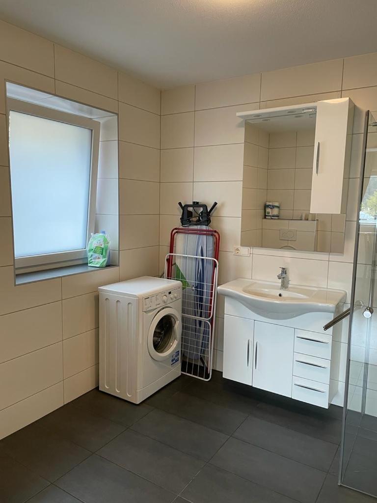 Appartement Телфс Екстериор снимка