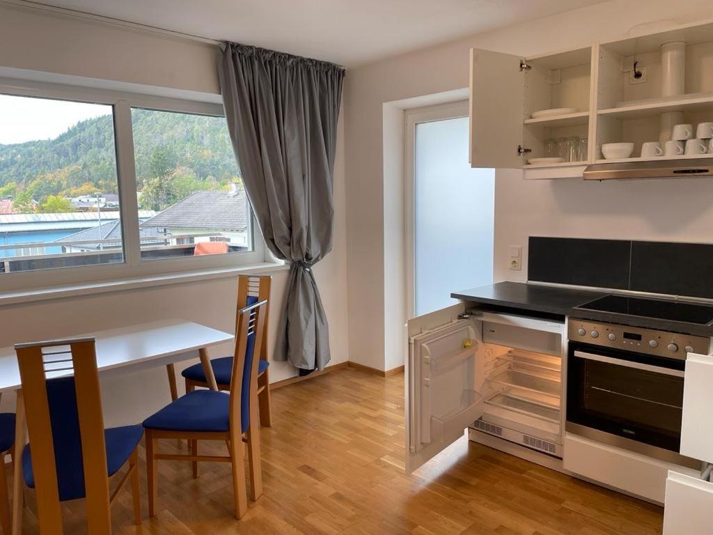 Appartement Телфс Екстериор снимка