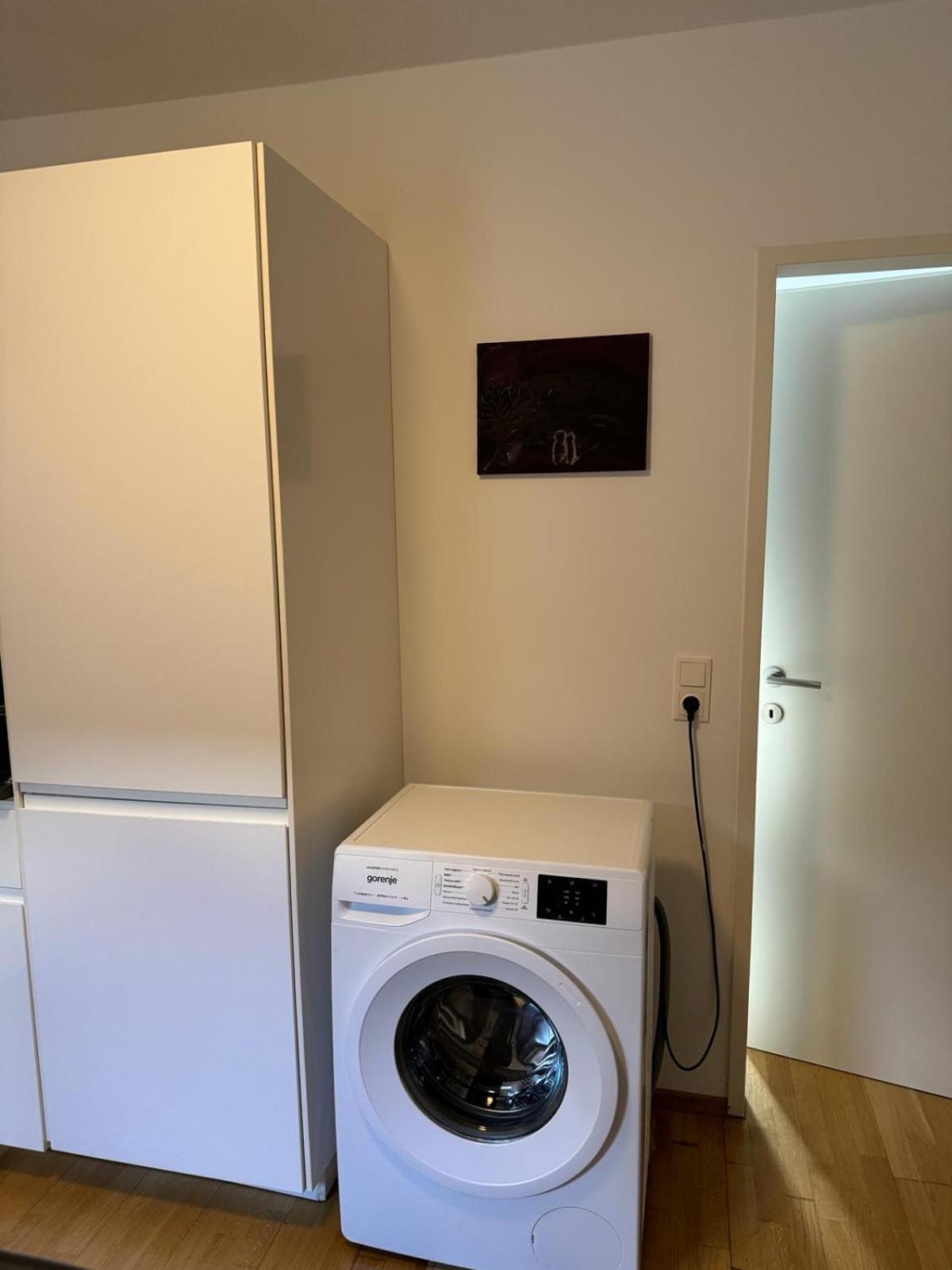 Appartement Телфс Екстериор снимка