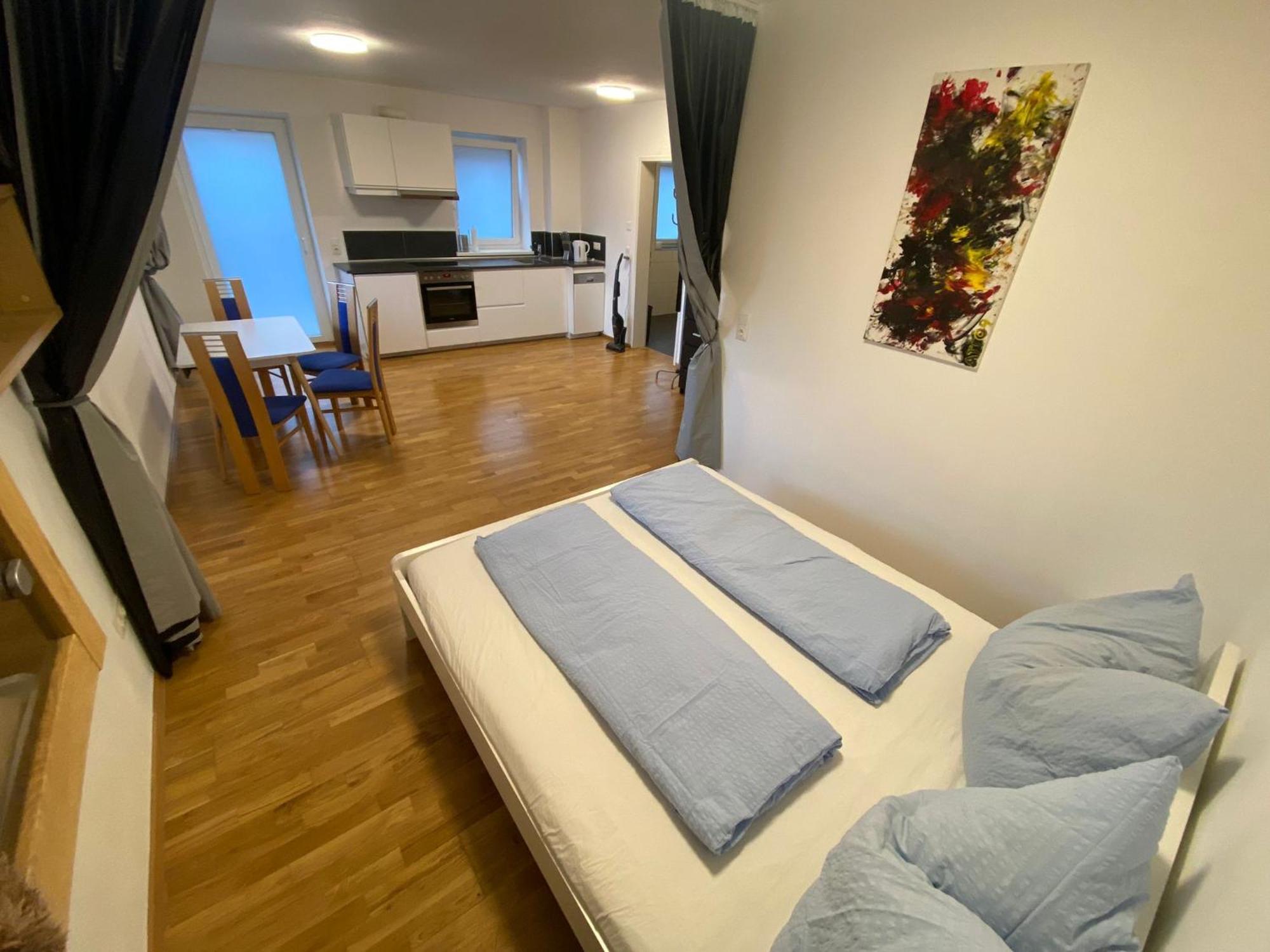 Appartement Телфс Екстериор снимка